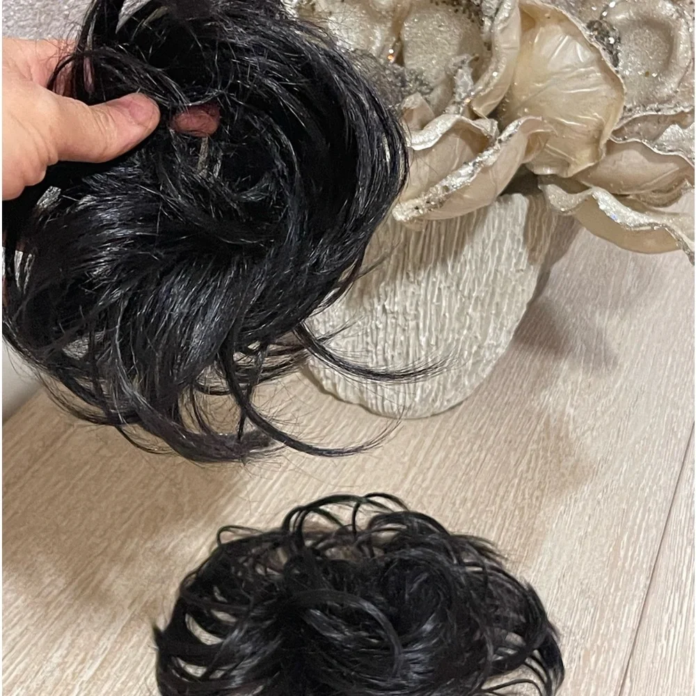 Women’s 2 wavy black messy bun hair piece
